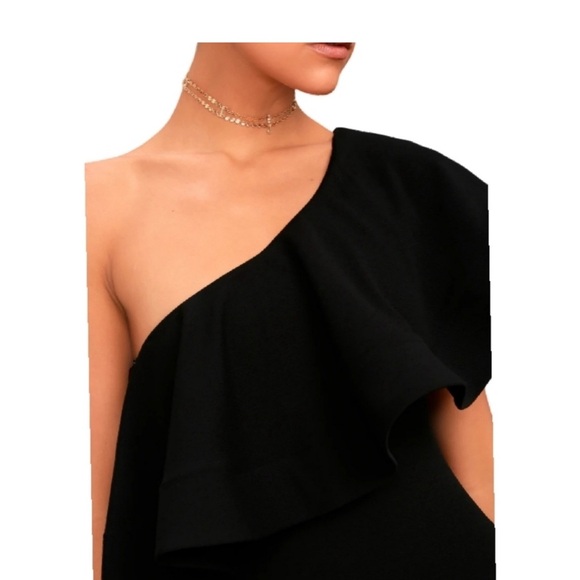 Lulu’s black off the shoulder maxi dress - Picture 2 of 9